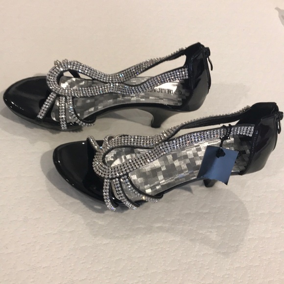 Delicacy Shoes - Black dress shoes